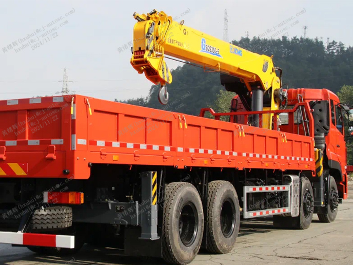 8x4-tianlong 360 PS.