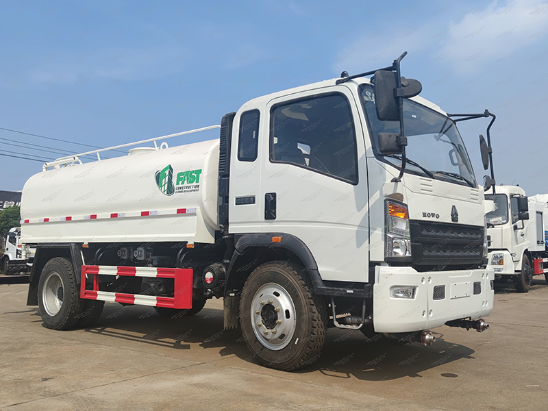 Howo 4x2 5 Kubikmeter Watertank -LKW