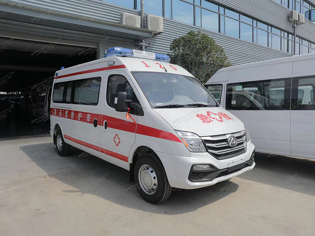 V80 Kurzwelle lauft Ambulance