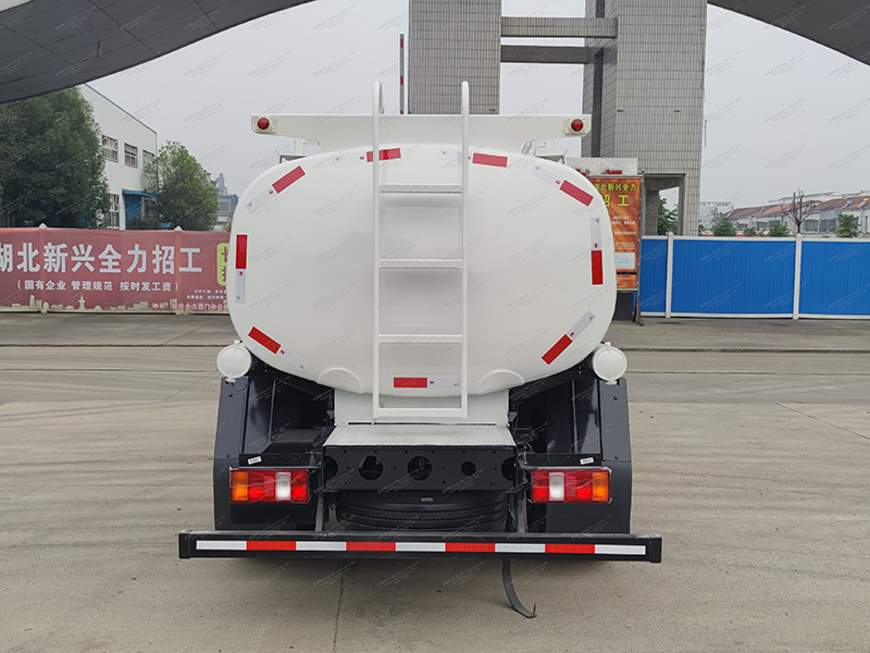 Howo 4x2 15 Kubikmeter Wassertankwagen