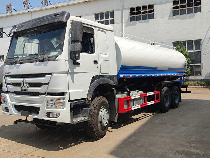 Howo 6x4 25 Kubikmeter Wassertankwagen