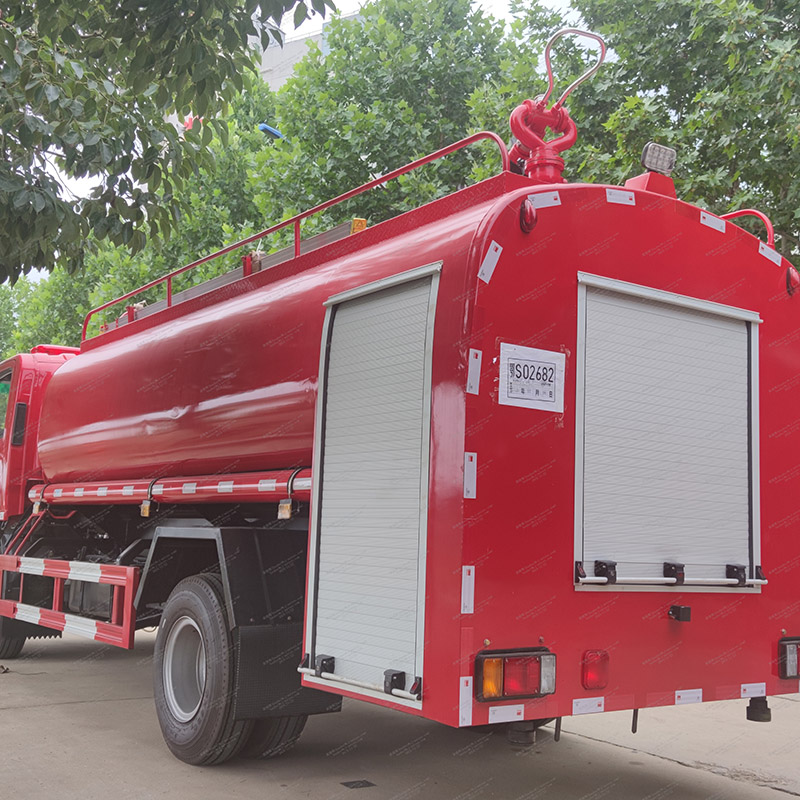 Isuzu 700p Fire Sprinkler