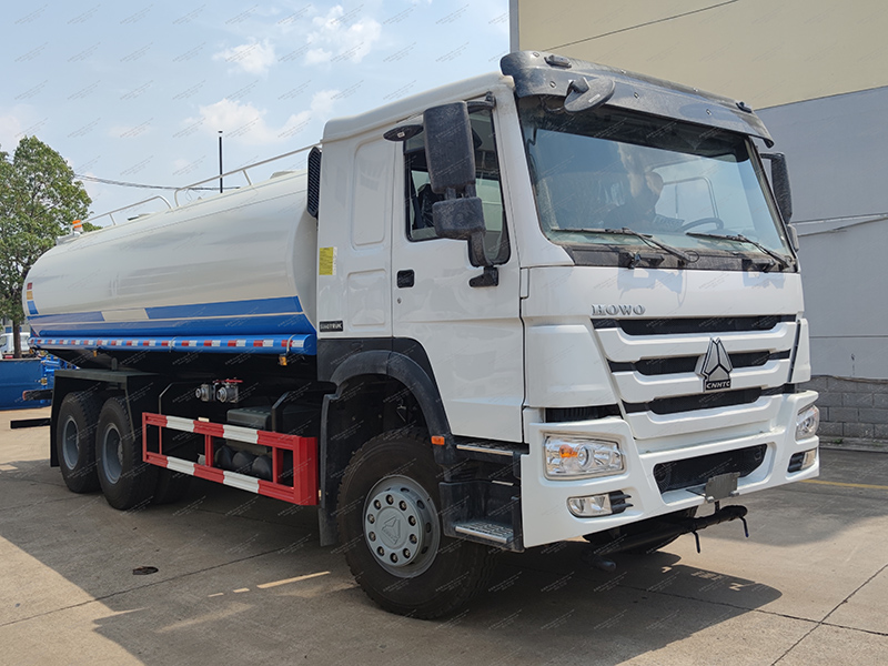 Howo 6x4 25 Kubikmeter Wassertankwagen