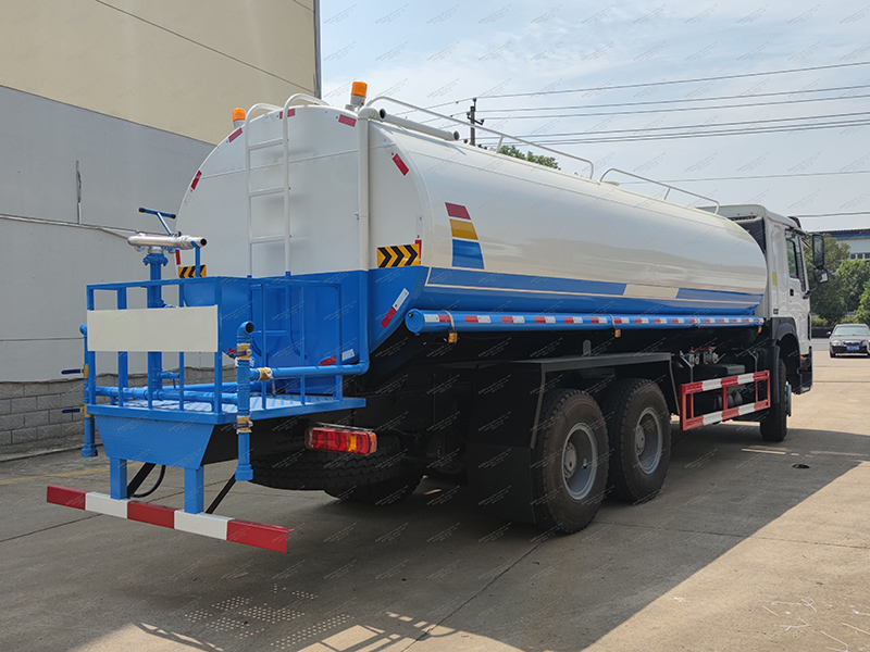 Howo 6x4 25 Kubikmeter Wassertankwagen