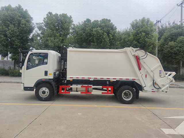 Howo 20m3 Compactor Truck