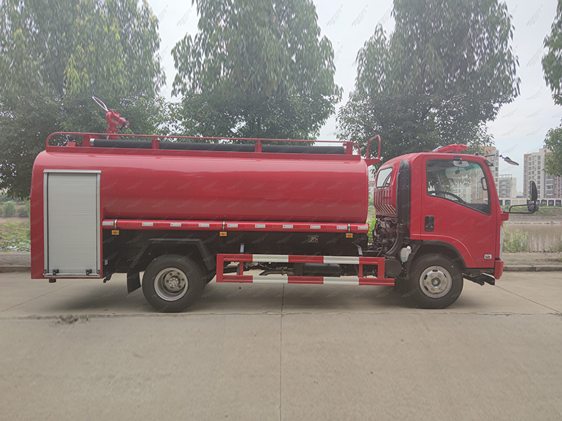 Isuzu 700p Fire Sprinkler